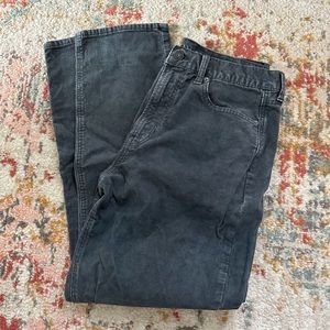 AE Corduroy Straight Leg Pant size 8 Regular